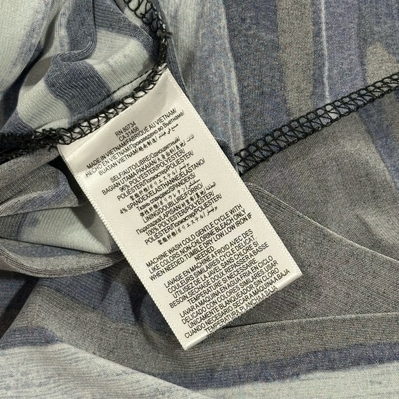 BCBGeneration Black and Blue Print Maxi Dress - Picture 3 of 4